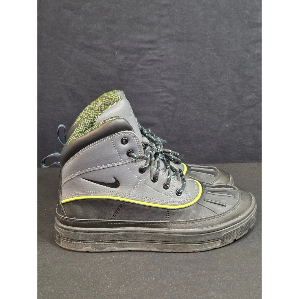 Nike ACG Woodside 2 High GS Dark Grey Black Volt Boots 524872-002 Size 5.5Y